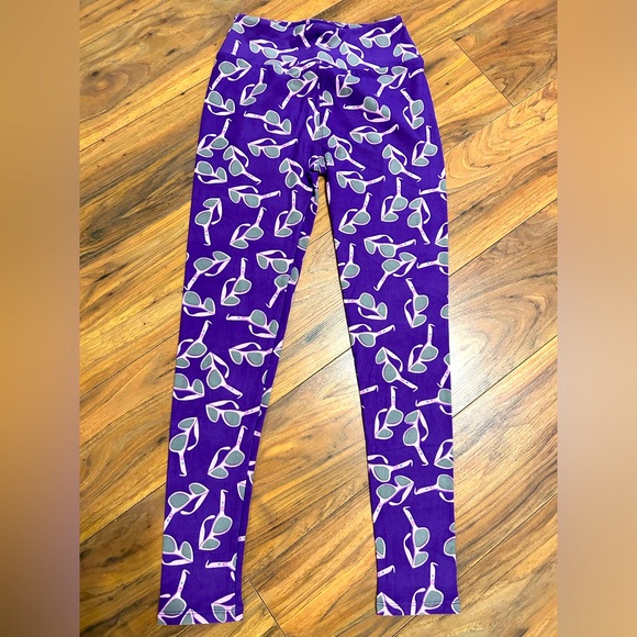 LuLaRoe women’s OS buttery soft leggings. Sunglasses, bees and solid color. - Picture 2 of 7